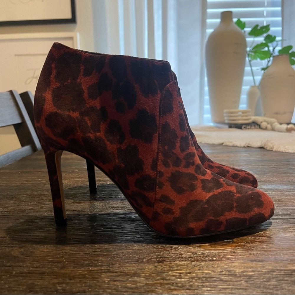 RARE Sample sale diane von furstenberg leopard booties